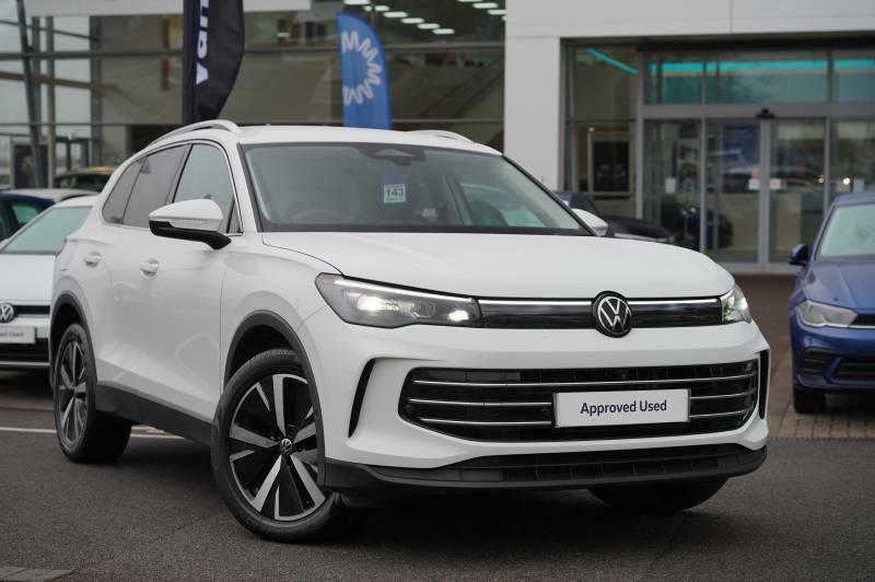 Volkswagen Tiguan Etsi 150 Dsg Elegance - 2026 24 White