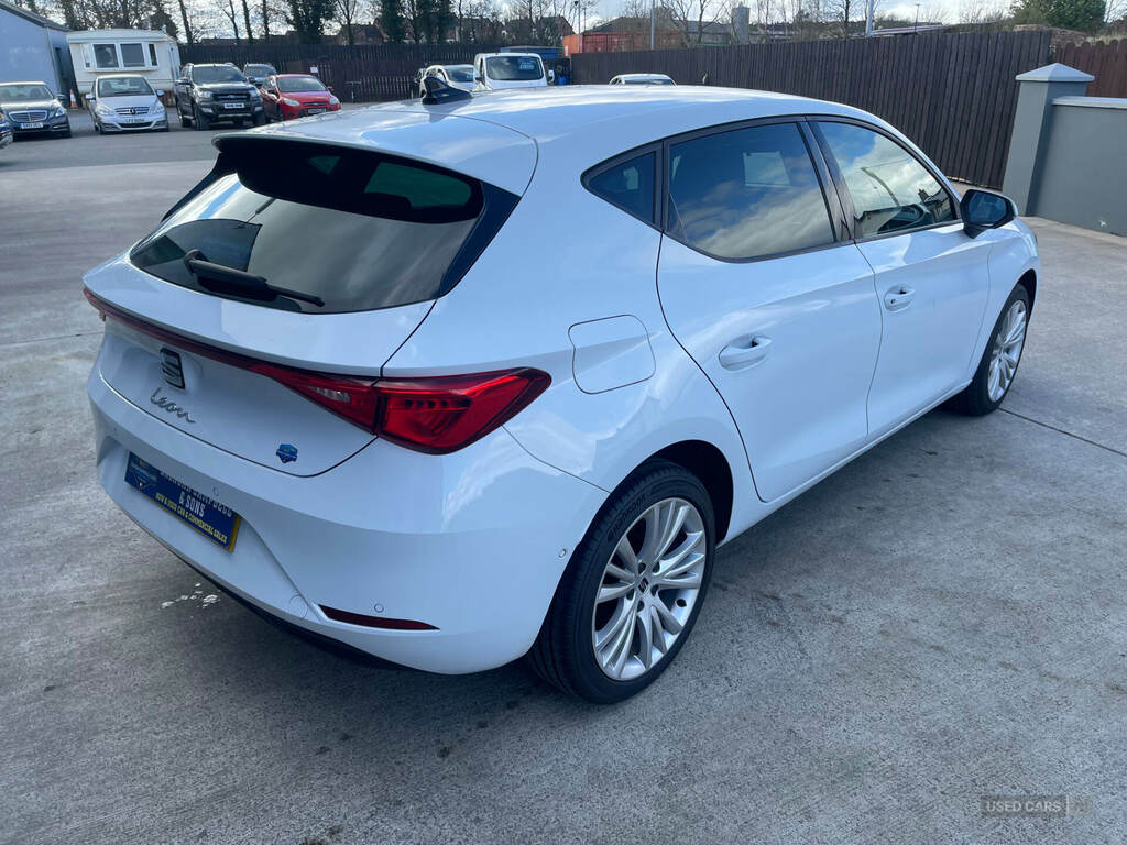 Seat Leon 1.5 Tsi Evo Se Dynamic DK71XMZ White #6