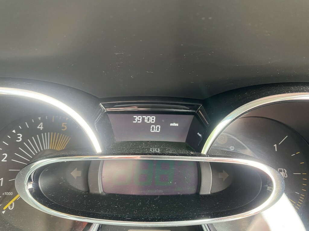 Renault Clio Hatchback 1.5 Dynamique S Medianav Dci 90 Stop S Red #4