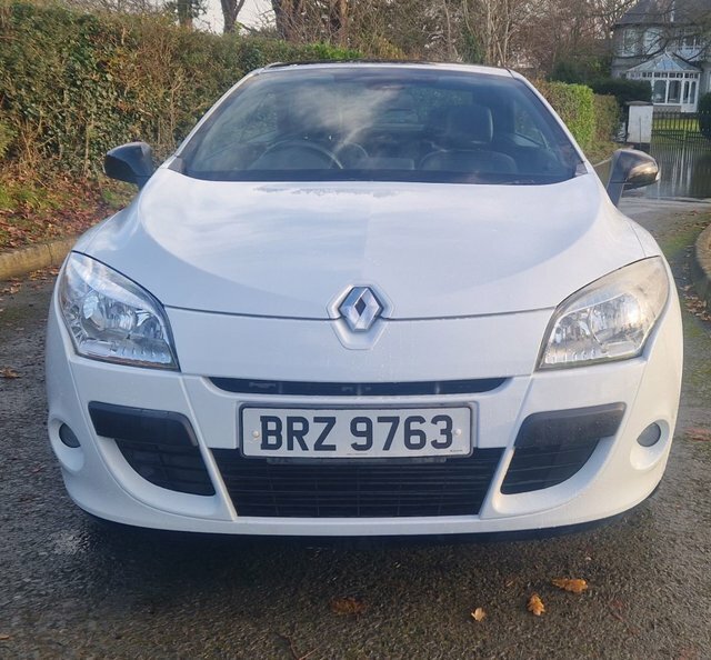 Renault Megane 1.9 Dci Dynamique Tomtom Convertible Ma White #3