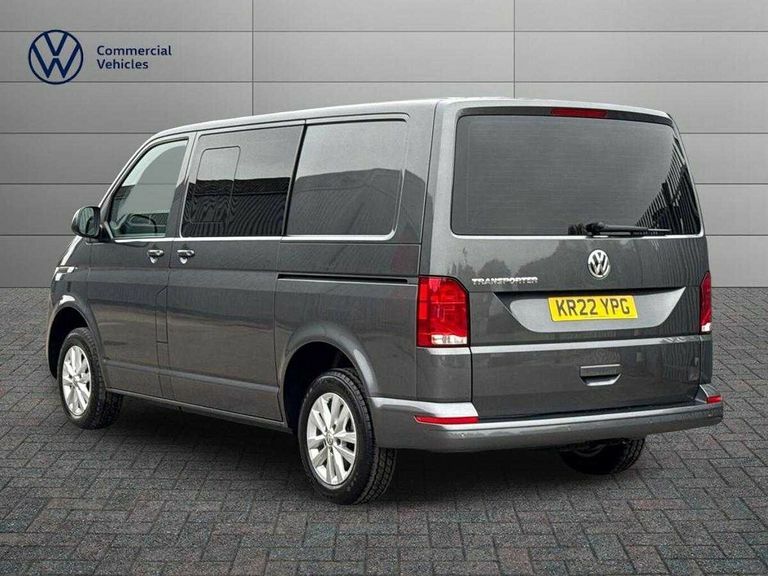 Volkswagen Transporter 2.0 Tdi 150 Highline Kombi Van Dsg KR22YPG Grey #3