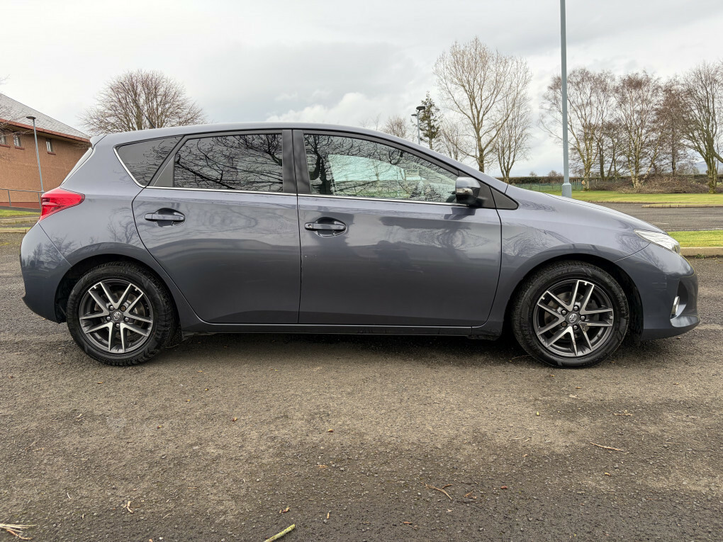 Toyota Auris Icon D-4d FT15AKP #2