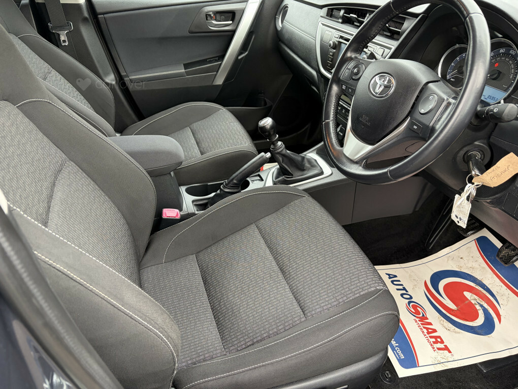 Toyota Auris Icon D-4d FT15AKP #6