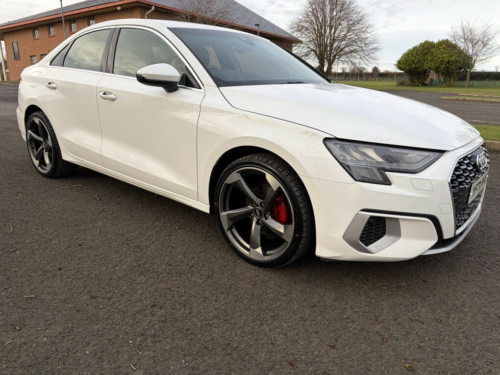 Audi A3 Sport 30 Tdi YF71PFD #4