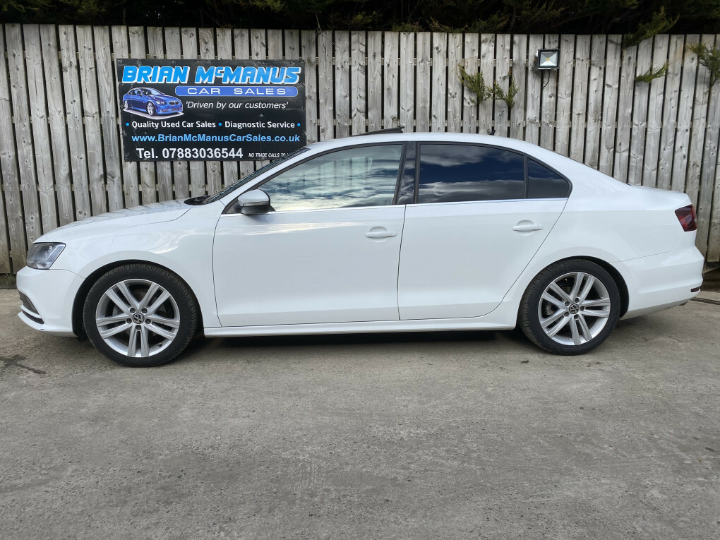 Volkswagen Jetta Gt Bluemotion Technology Tdi White