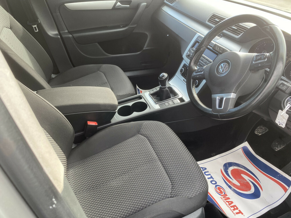 Volkswagen Passat S Bluemotion Technology Tdi SC64UBJ  #6