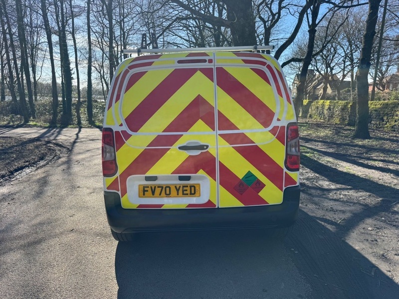 Citroen Berlingo 1000 Worker M Bluehdi FV70YED White #4