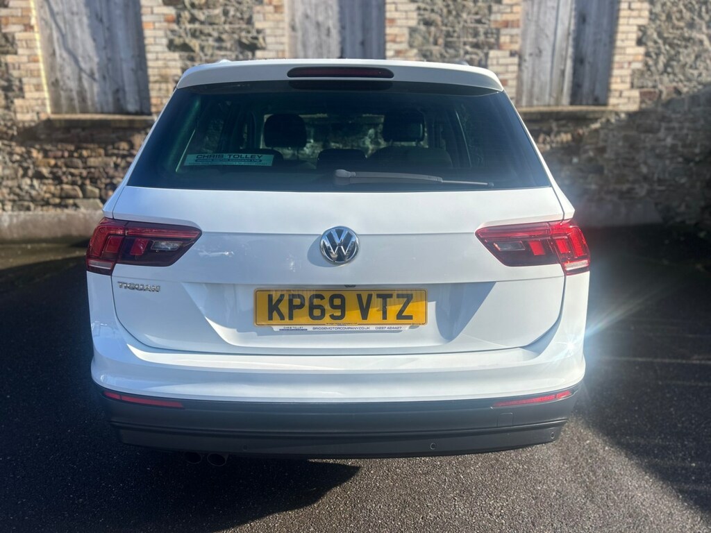 Volkswagen Tiguan 1.5 Tsi Evo 130 Match KP69VTZ White #4