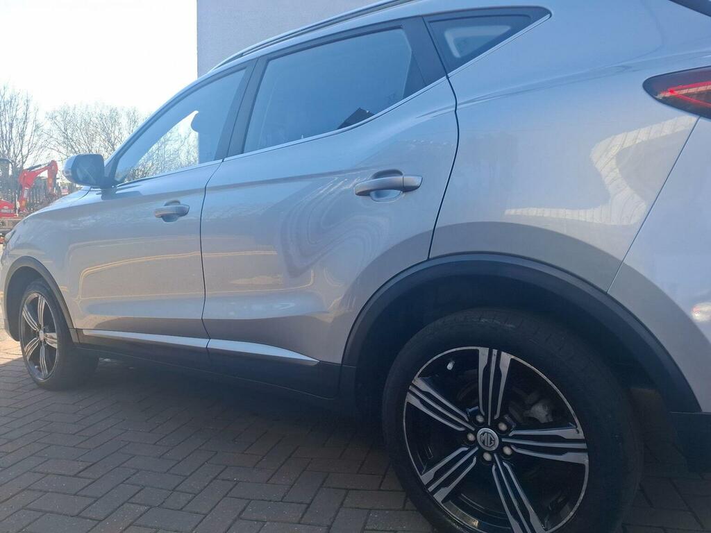 MG ZS Suv 1.5 Vti-tech Exclusive Euro 6 Ss 2018 WP18KKH Silver #6