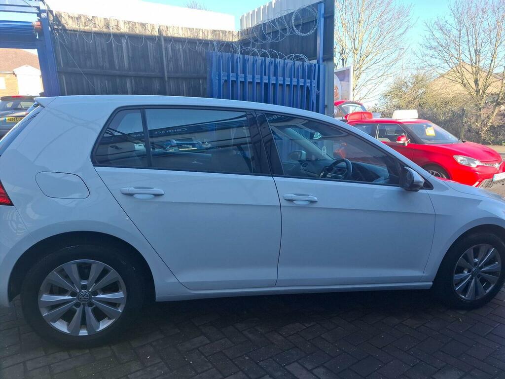 Volkswagen Golf Hatchback 1.6 Tdi Bluemotion Tech Se Euro 5 Ss BK13UKF White #3