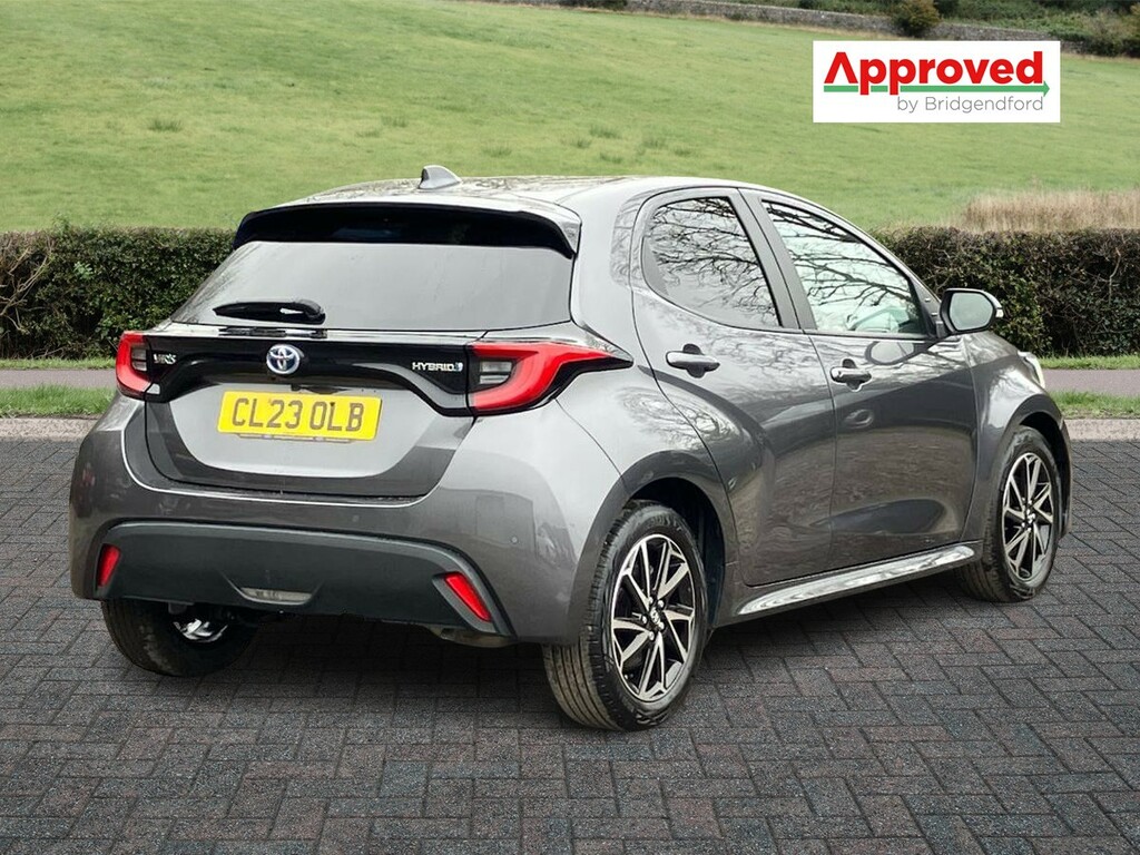 Toyota Yaris 1.5 Hybrid Design Cvt CL23OLB Grey #3