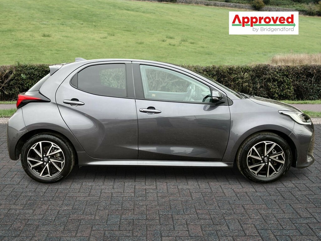Toyota Yaris 1.5 Hybrid Design Cvt CL23OLB Grey #2