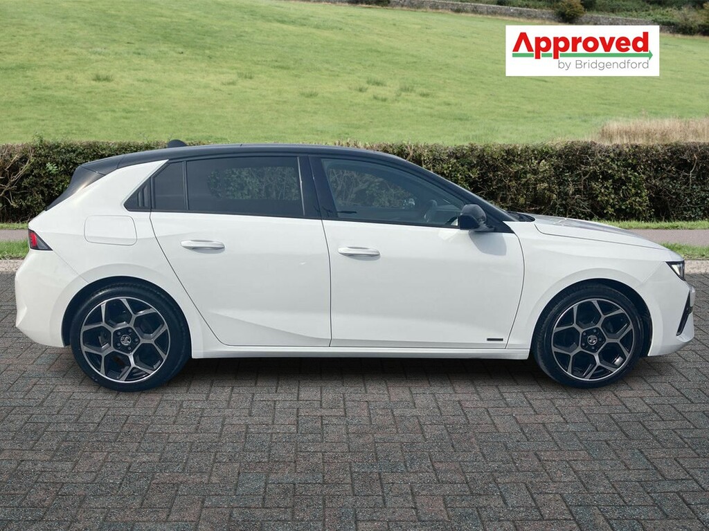 Vauxhall Astra 1.2 Turbo 130 Ultimate CE72WXF White #2