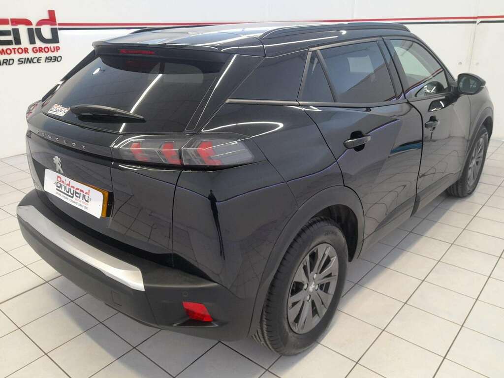 Peugeot e-2008 50Kwh Active Premium Suv 7Kw BD72UEC Black #6