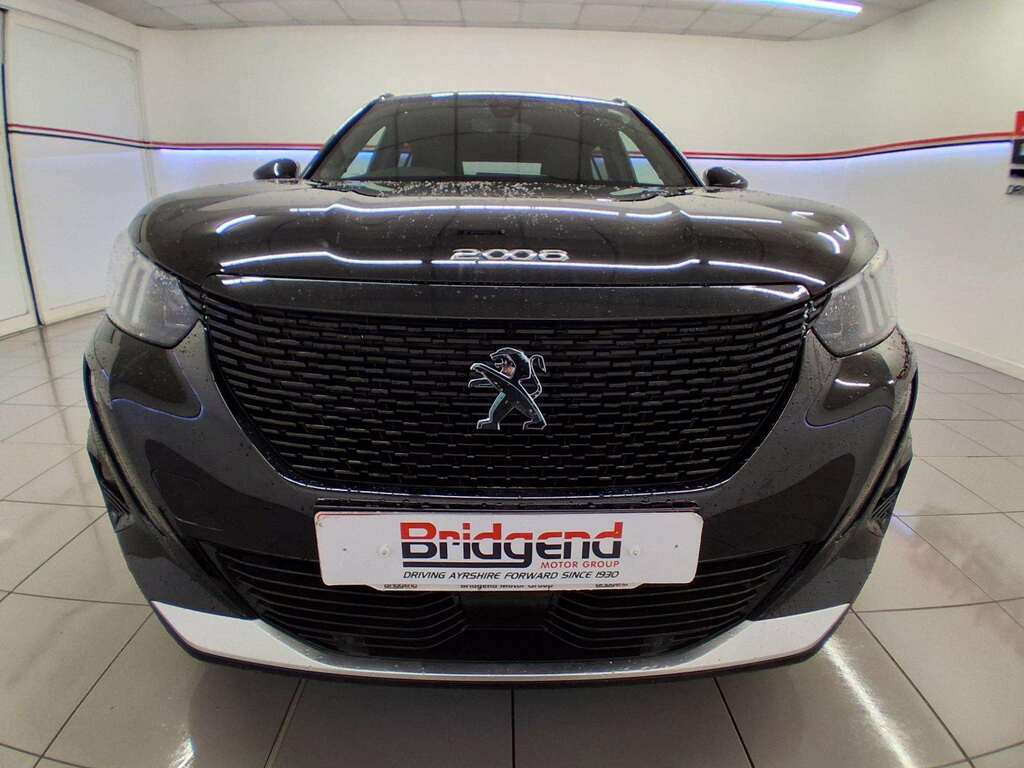 Peugeot e-2008 50Kwh Gt Suv 136 Ps Black