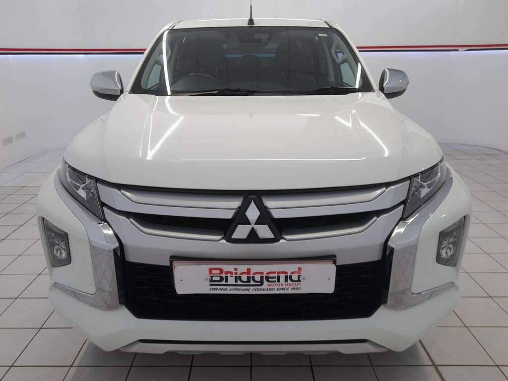 Mitsubishi L200 2.2 Di-d Dc Trojan Pickup Double Cab Ma White