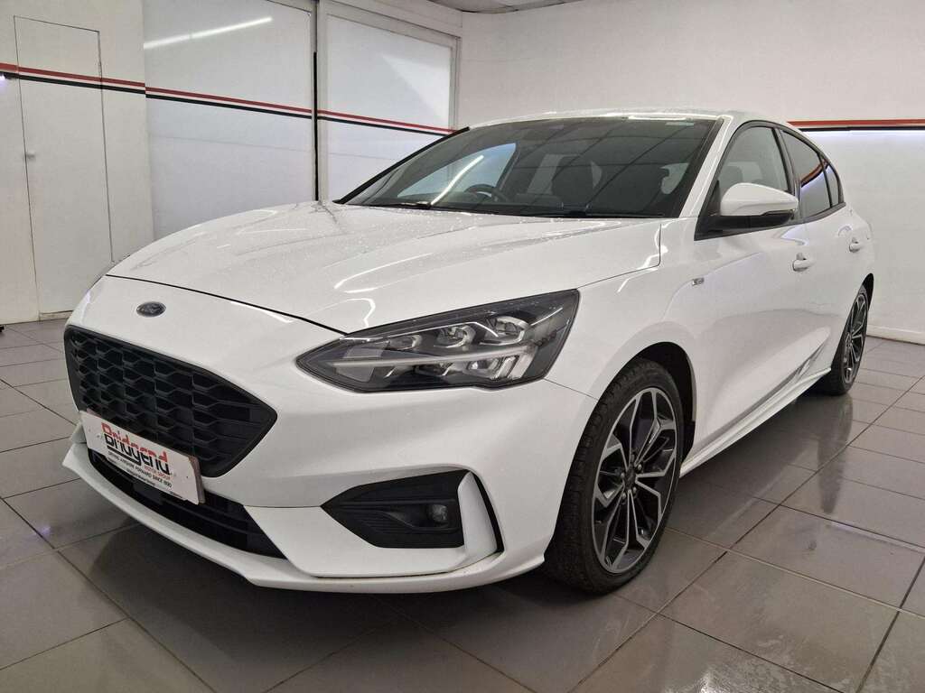 Ford Focus 1.5 Ecoblue St-line X Hatchback WP70SRX White #3