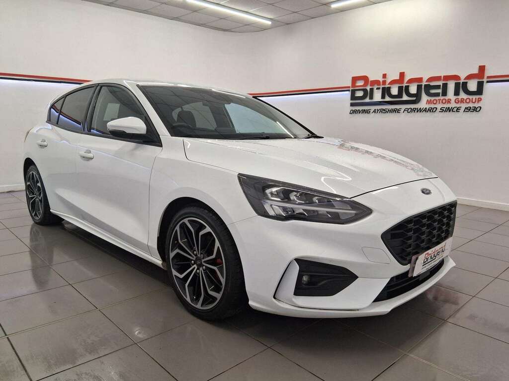 Ford Focus 1.5 Ecoblue St-line X Hatchback WP70SRX White #2