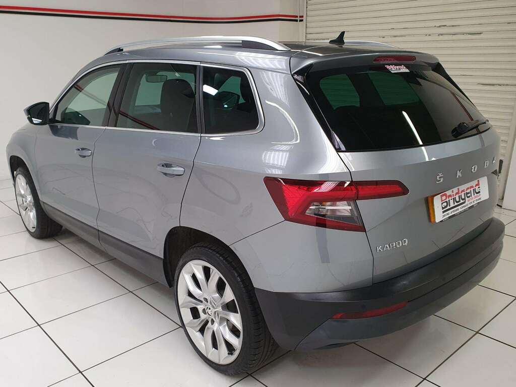 Skoda Karoq 1.5 Tsi Act Edition Suv NL69JYD Grey #4