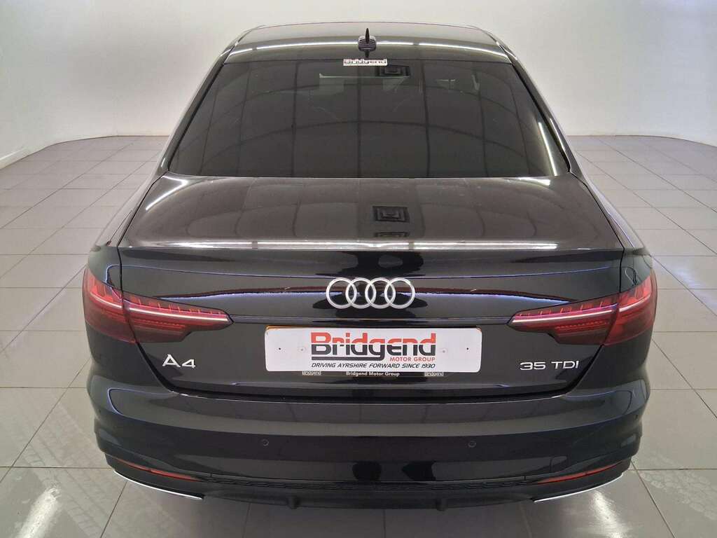 Audi A4 2.0 Tdi 35 Black Edition Saloon SG71XGM Black #5