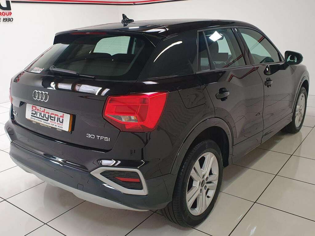 Audi Q2 1.0 Tfsi 30 Sport Suv YC72WDL Black #6