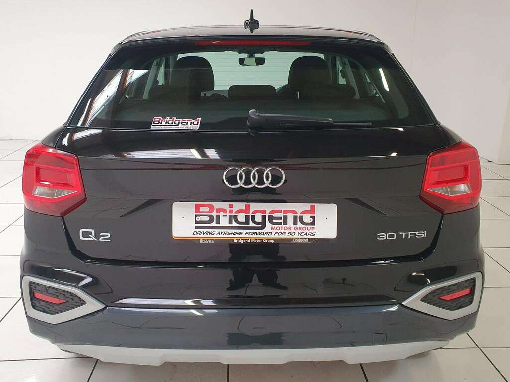 Audi Q2 1.0 Tfsi 30 Sport Suv YC72WDL Black #5