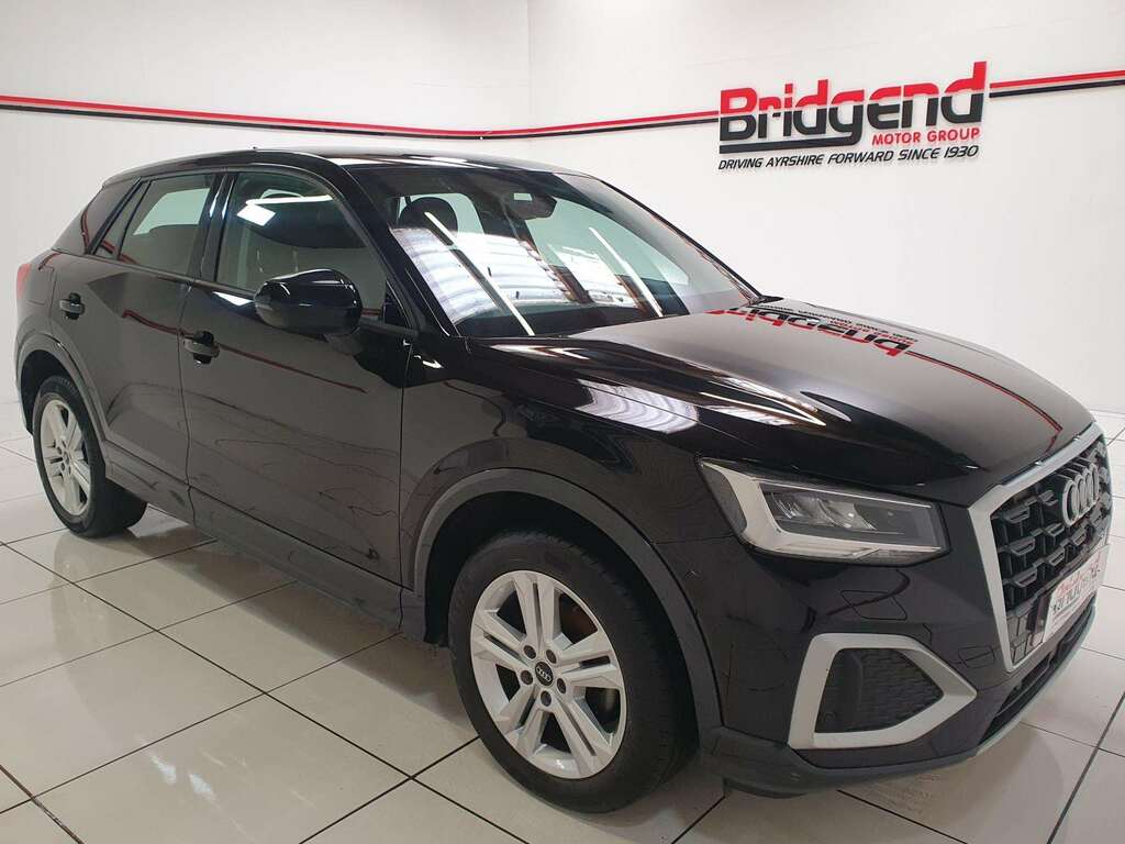 Audi Q2 1.0 Tfsi 30 Sport Suv YC72WDL Black #2