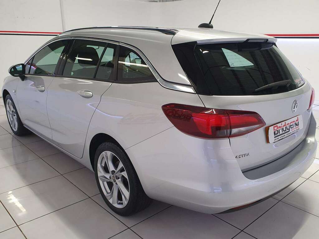 Vauxhall Astra 1.2 Turbo Sri Nav Sports Tourer SK70LXF Silver #4