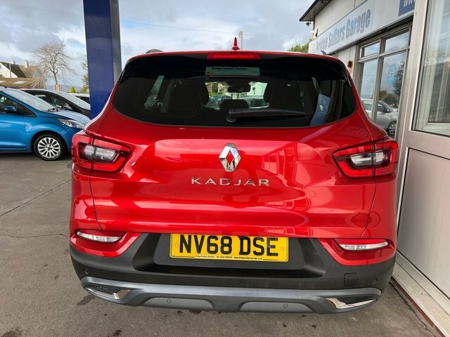 Renault Kadjar Blue Dci Gt Line Red #4