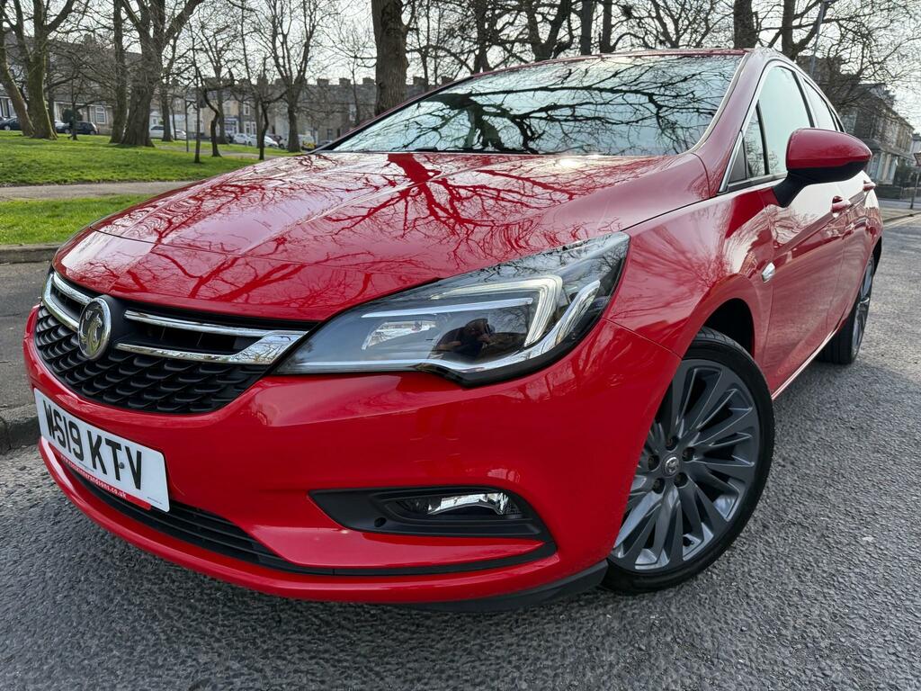 Vauxhall Astra Griffin T S S Red