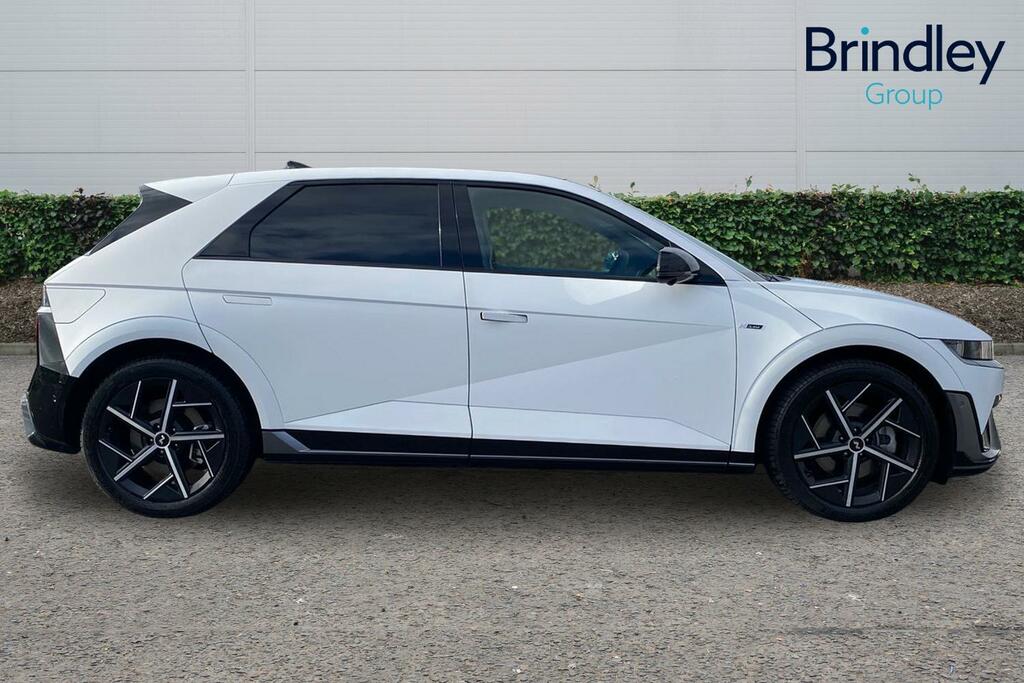 Hyundai Ioniq 5 84Kwh N Line S Hatchback 228 Ps DY25OAP White #6
