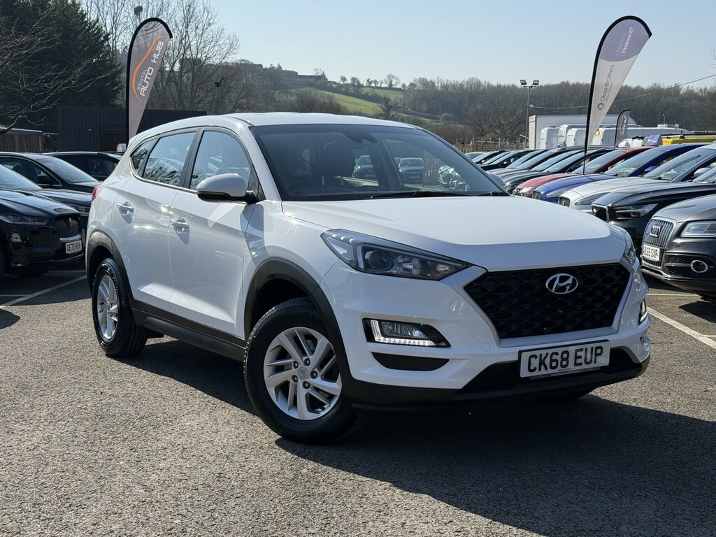 Hyundai Tucson 1.6 Tucson S-connect 1.6 My19 Ulez 5 White