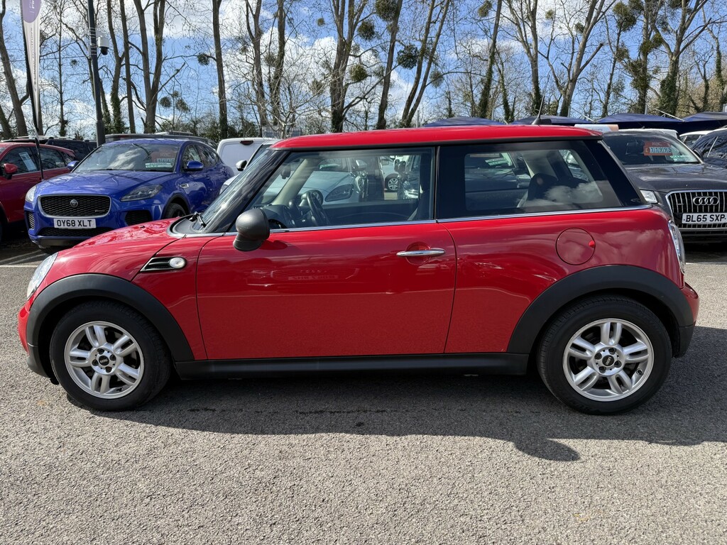 Mini Hatch 1.6 One Hatch Ulez MK13ZZV Red #6