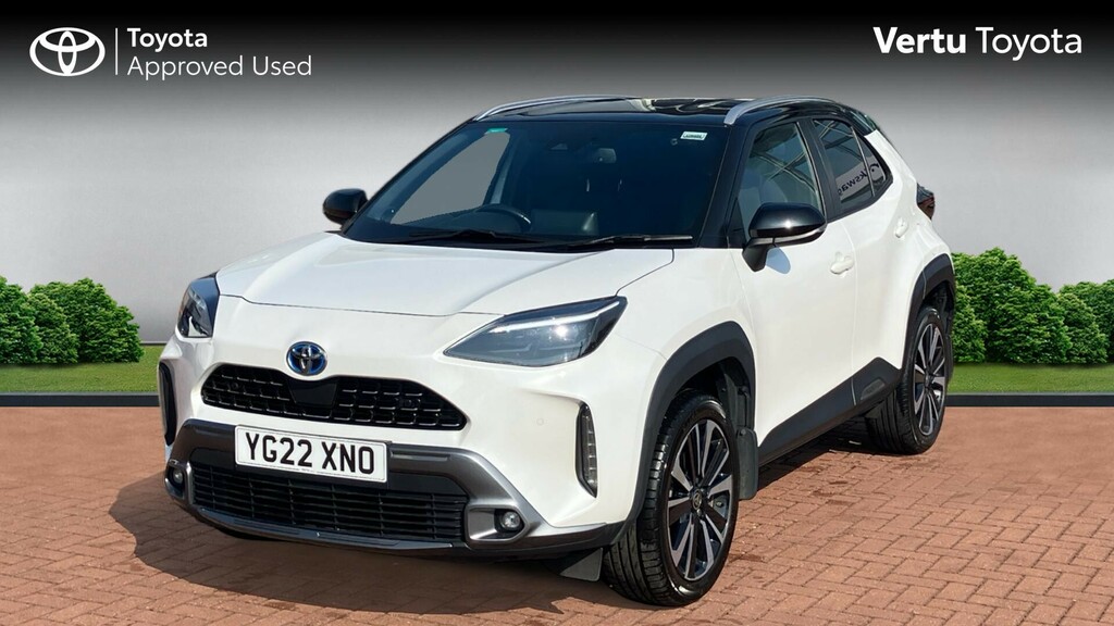 Toyota Yaris Cross Premiere Edition YG22XNO Black #3