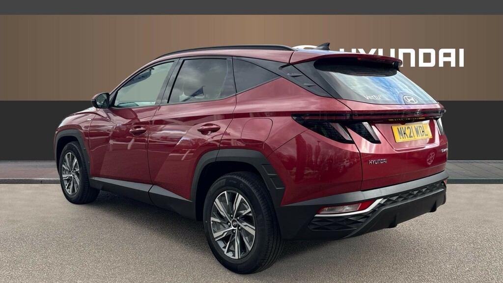 Hyundai Tucson Se Connect Red #2