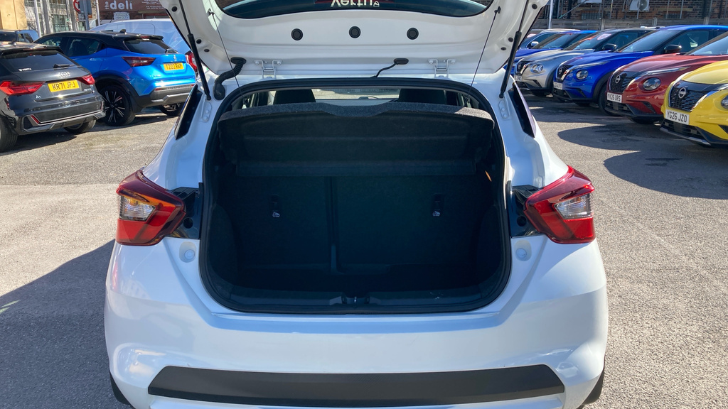 Nissan Micra Acenta White #4