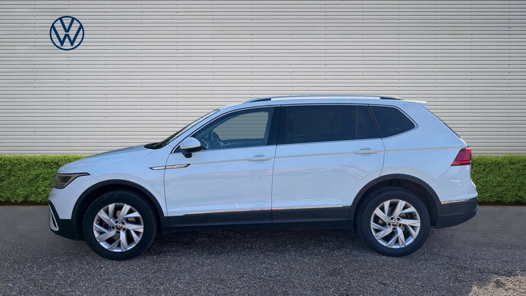 Volkswagen Tiguan Allspace Life White #4