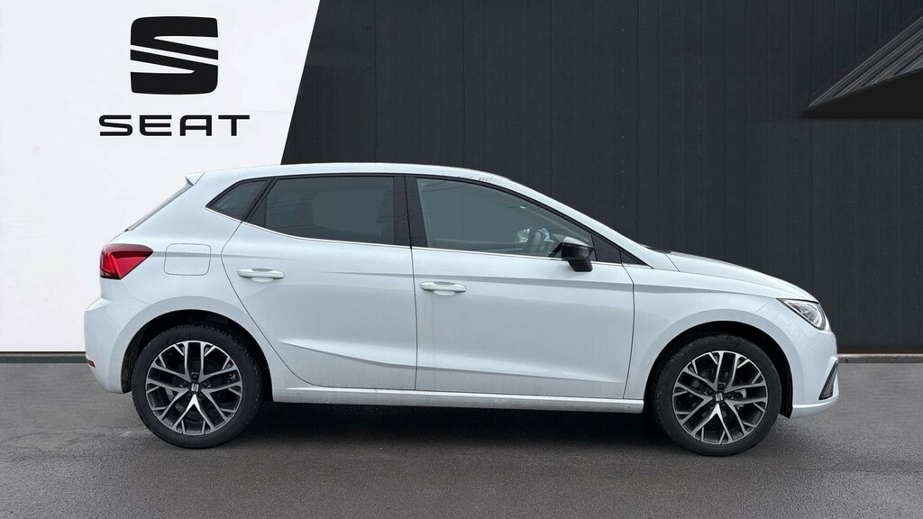 Seat Ibiza Xcellence White #4