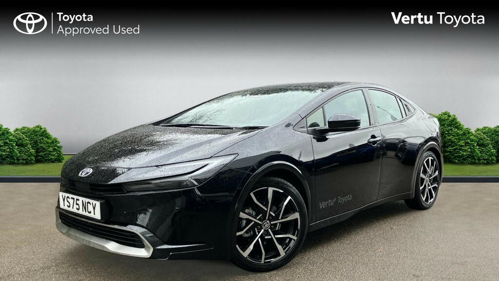 Toyota Prius Excel Black #3