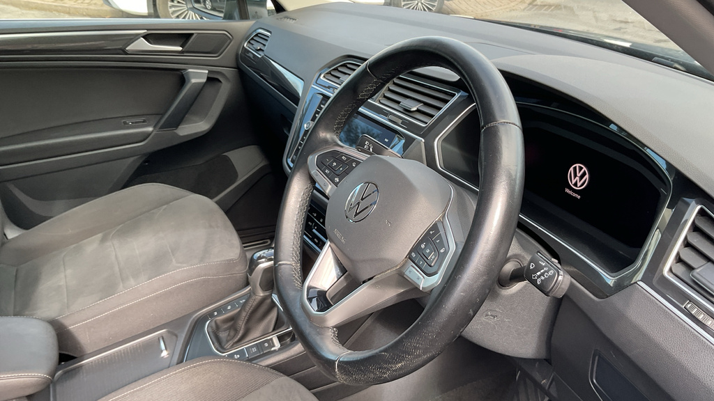 Volkswagen Tiguan Elegance Blue #6