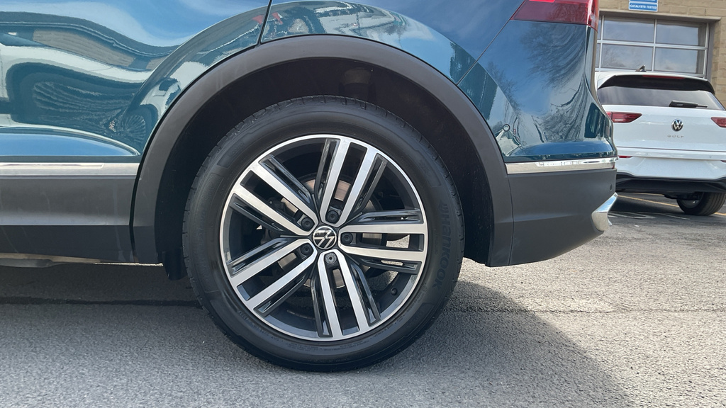 Volkswagen Tiguan Elegance Blue #5