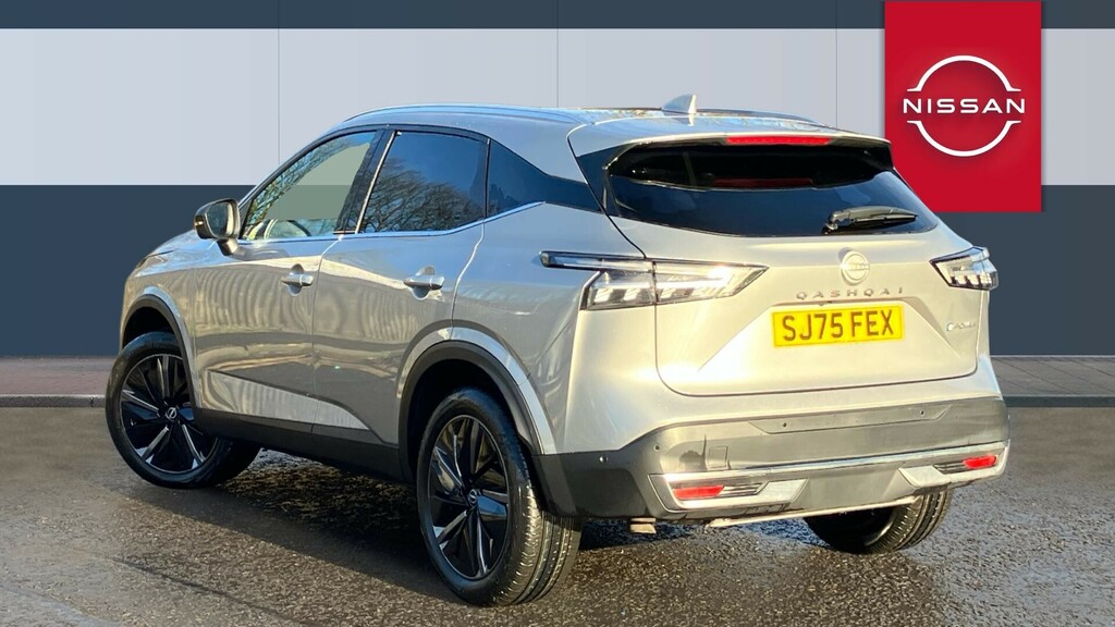 Nissan Qashqai Tekna Silver #2