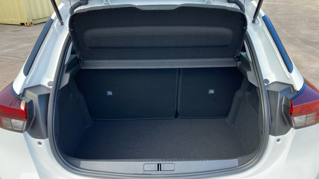 Vauxhall Corsa Design PY23AUN White #4