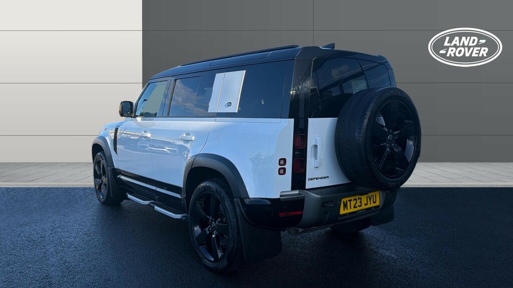 Land Rover Defender 110 X-dynamic Hse MT23JYU White #2