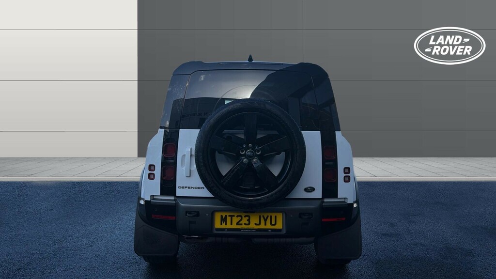 Land Rover Defender 110 X-dynamic Hse MT23JYU White #6