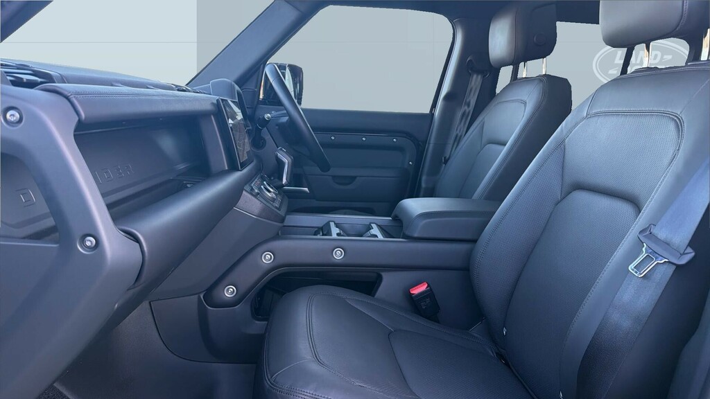 Land Rover Defender 110 X-dynamic Hse MA75LHF Black #3