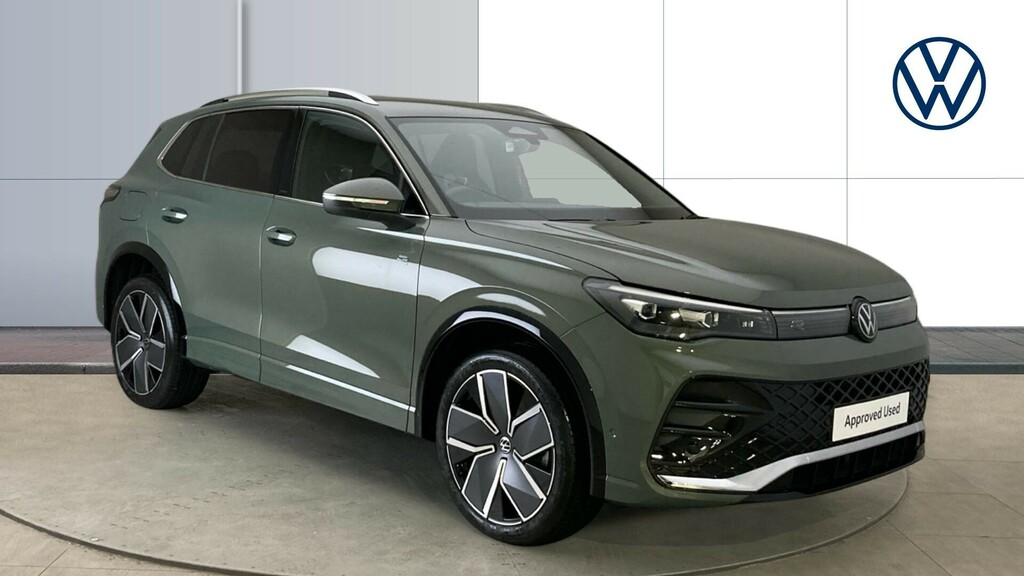 Volkswagen Tiguan R-line Green