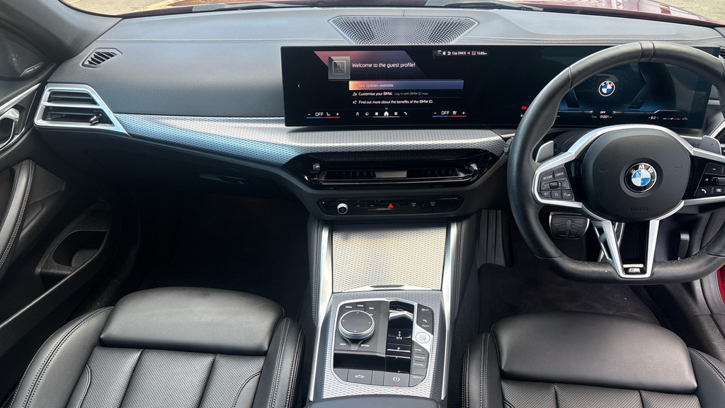BMW 4 Series M Sport WK75OXB Red #4