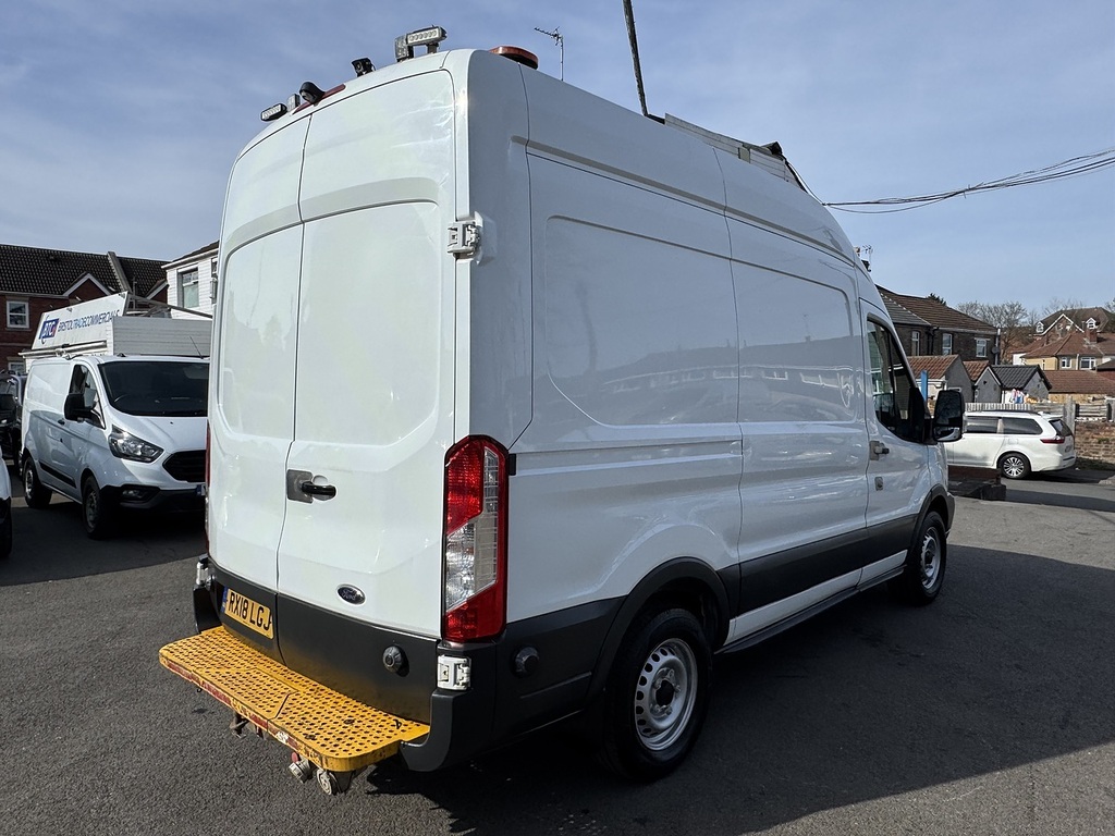 Ford Transit Custom 2.0 350 Ecoblue Panel Van Rwd L2 RX18LGJ White #3