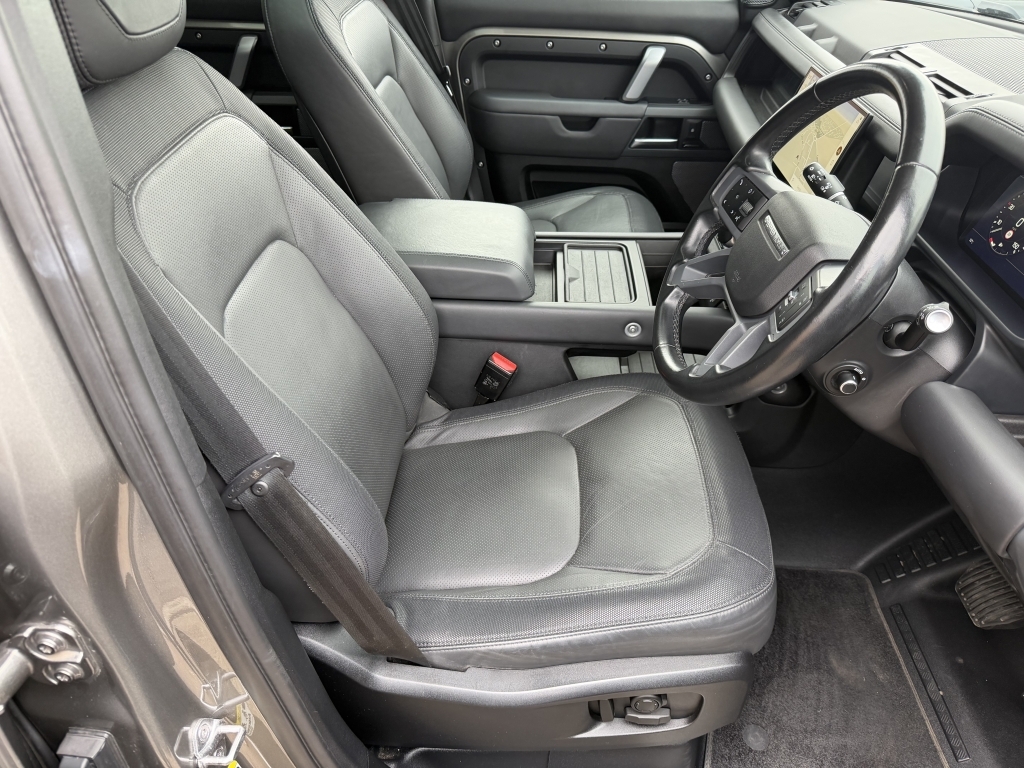 Land Rover Defender 110 3.0 X-dynamic Hse Mhev AJ23NMZ Silver #6